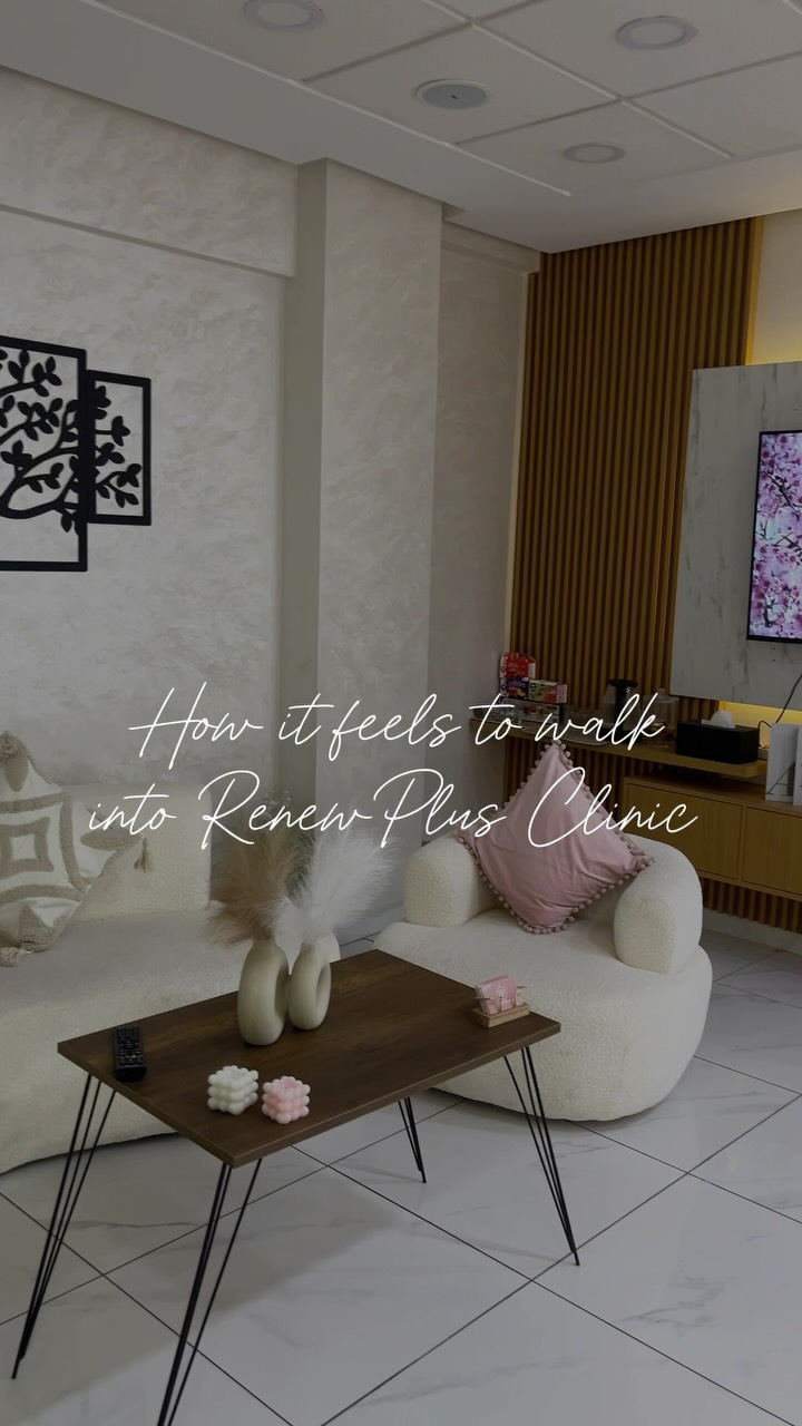 Salon d'accueil RenewPlus Clinic — Gueliz, Marrakech